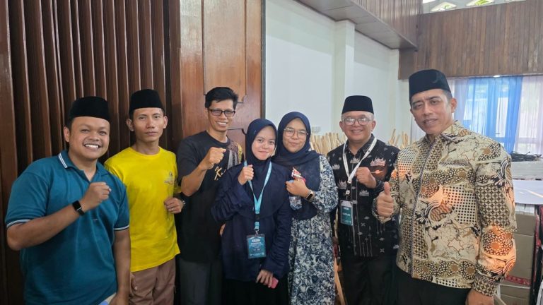 Bikin Bangga Urang Awak! Kafilah Sumbar Tembus Final Kaligrafi Digital di MTQ Nasional Semarang, Siap Bawa Pulang Medali!