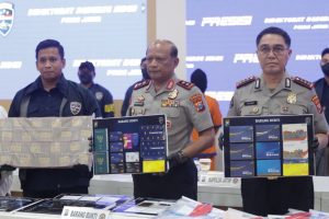 Konferensi pers penipuan kripto oleh Polda Jatim